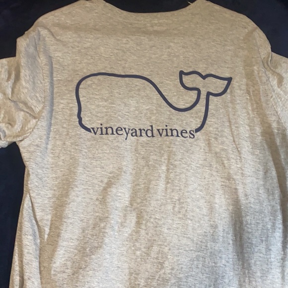 Vintage vineyard vines t-shirt - Picture 2 of 3